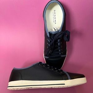 Men’s Sonoma Casual Shoes Size 11. Navy, blue, black